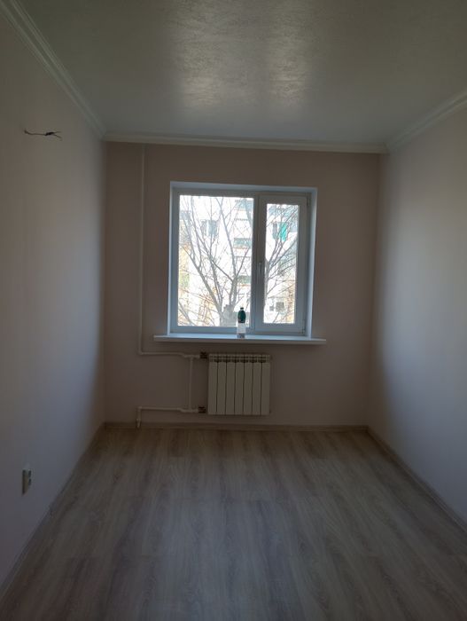 продам квартиру  3 комнатную