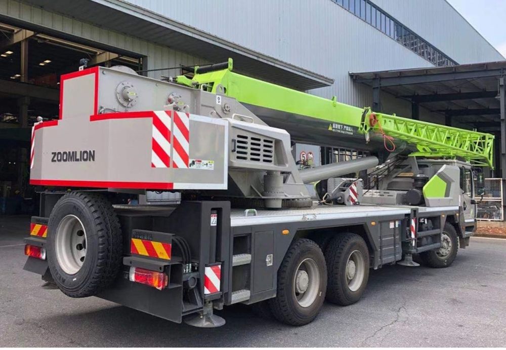 Автокран ZTC300V Zoomlion