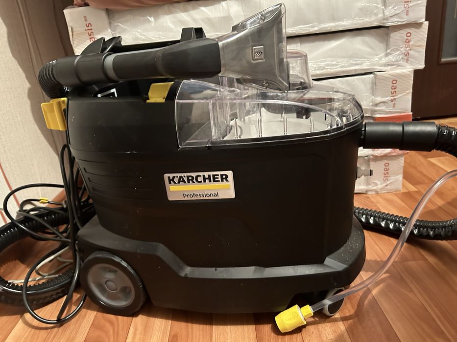 Моющий пылесос Karcher