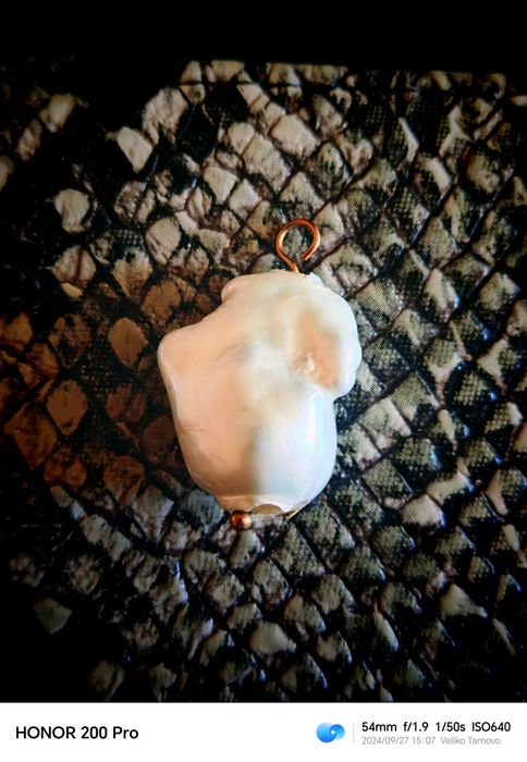 Голяма естествено-култивирана изящна перла (Естония) 1,7мм. х 2,3мм.