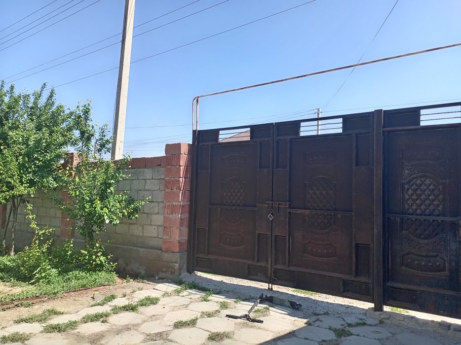 Үй сатамын.  Массив Арайда