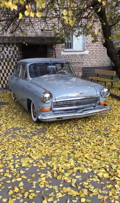 Аренда прокат ретро автомобиль с водителем (ГАЗ21 1964)