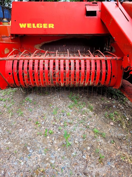 Пресс-подборщики привозные.