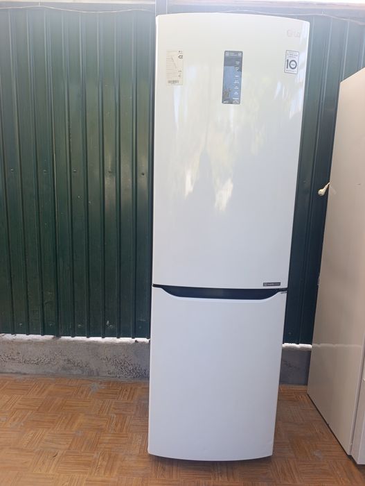 Продам холодильник lg
