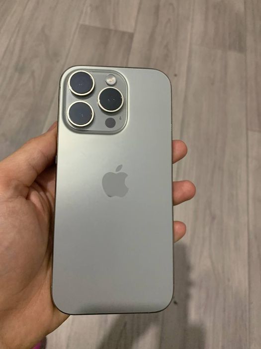 iPhone 16 pro 256 гб