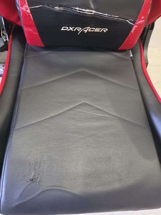 Компьютерный стул DXRACER