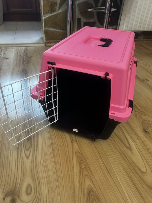 Кутия за пътуване за куче или котка