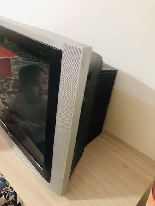 телевизор LG