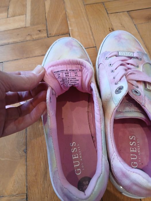 Дамски кецове  Guess
