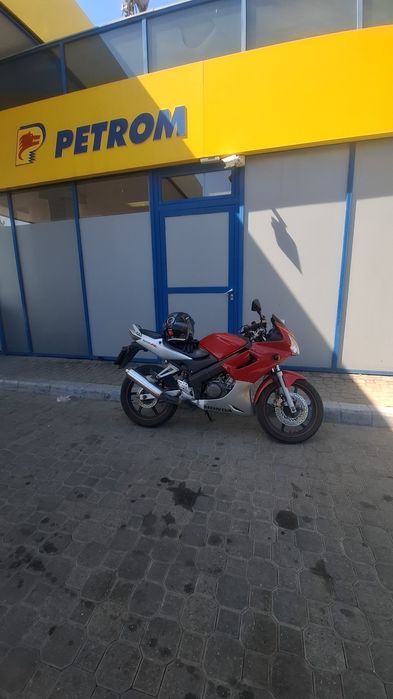 Honda cbr 125 r 2005 jc34