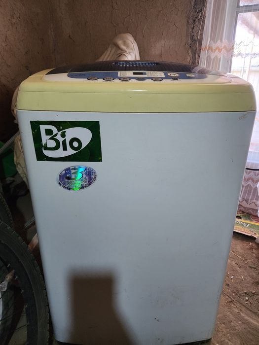 СРОЧНО  Samsung polavtomat Kirmoshina sotiladi, holati a'lo, juda kam