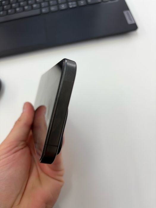Iphone 15 pro impecabil