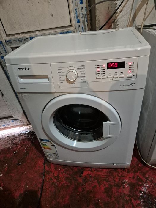 Masina de spalat Arctic slim