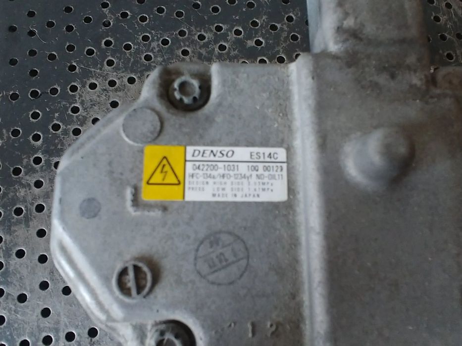 compresor clima ac 1.8b hybrid x2zr x2zr-w22u toyota  prius 3  042200-1031