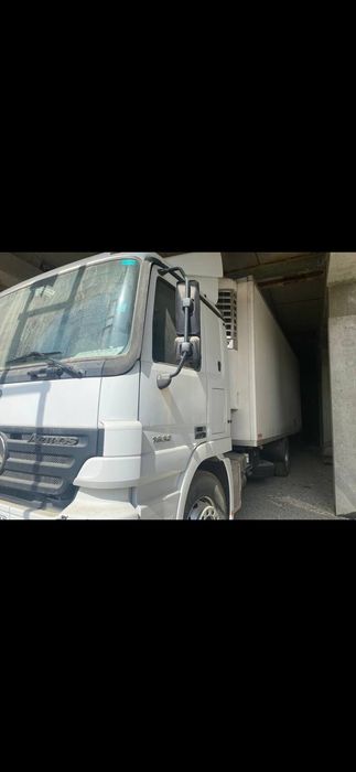 Продаётся MERCEDES ACTROS 1832