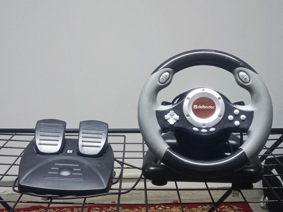 Игровой руль Defender Forsage GTR