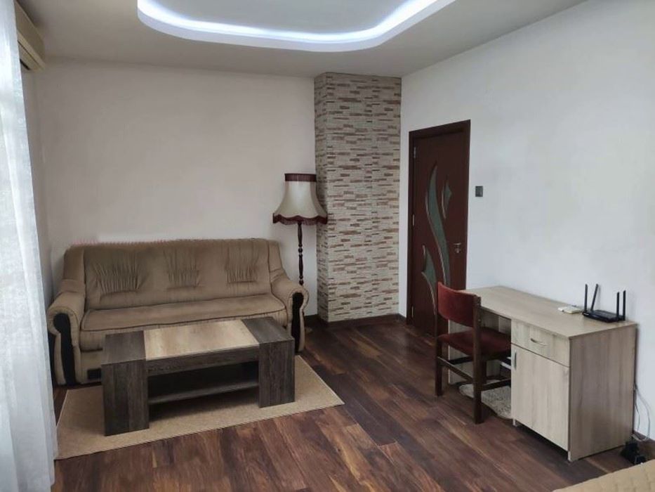 Дава се под наем Тристаен апартамент в София, Медицинска академия - 84 кв.м за 897.6 € - Снимка #3