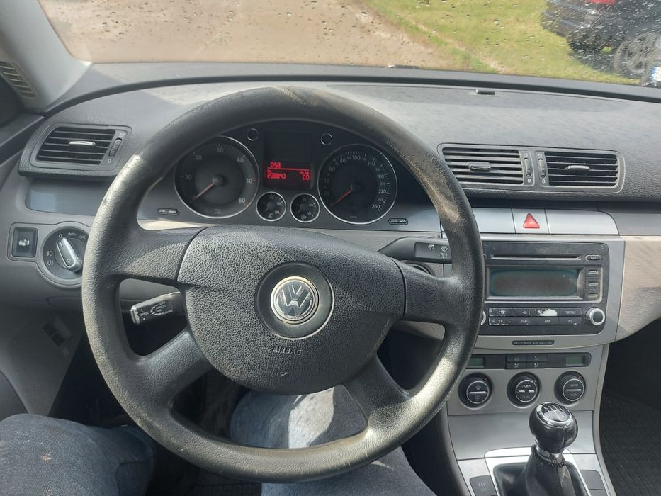 VW Passat B6 2.0 TDI 140 кс на части !!!