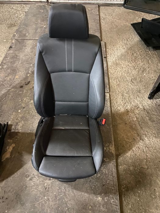 Bmw x4 черно кожено рекаро