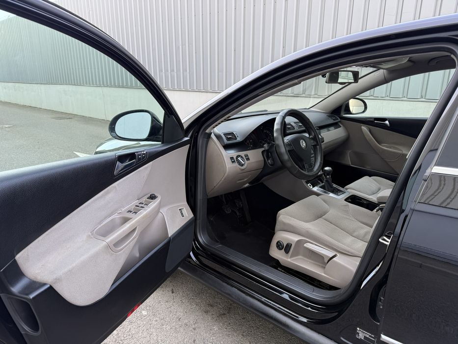 Vand Vw pasaat B6 an 2007 2.0 TDI PRIMUL PROPIETAR DE NOUA