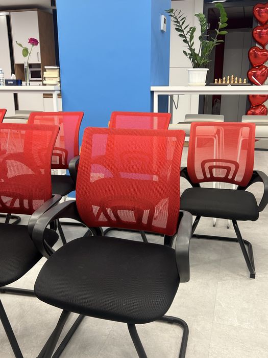Стулья для офиса
