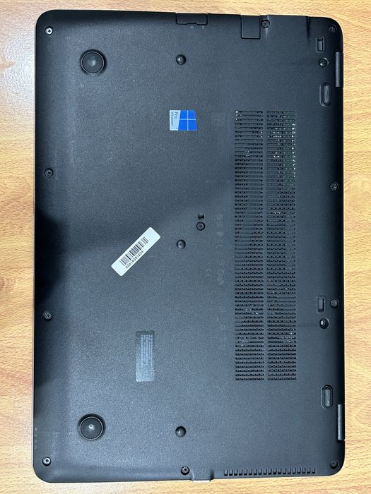 Лаптоп HP 850 G3 i5/8GB RAM/256GB с 3 месеца гаранция!