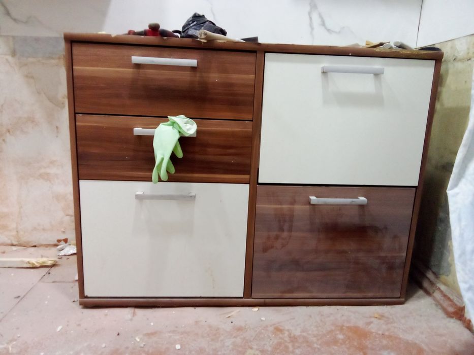 Продам кухонный гарнитур 80000 торг