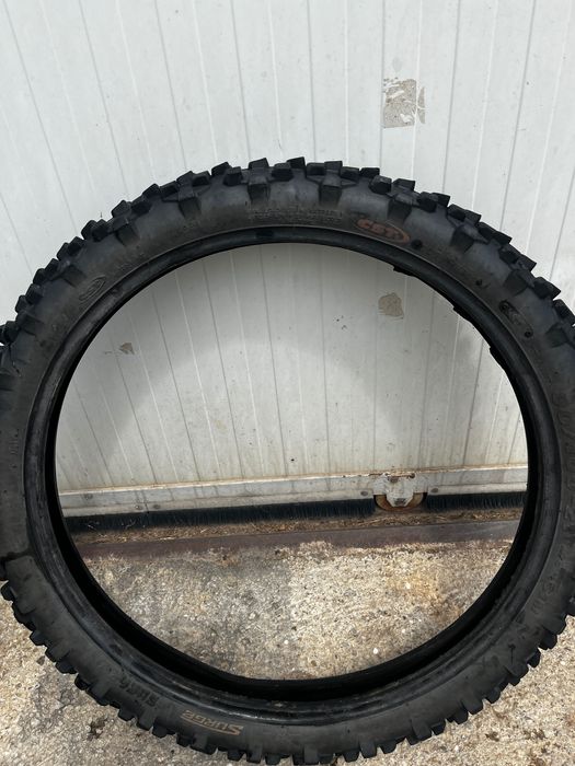 Гуми за мотокрос