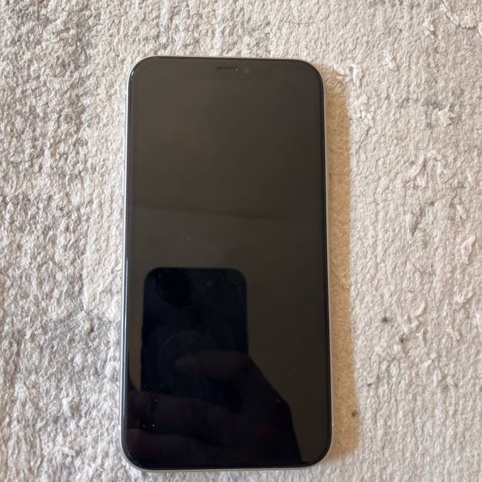 Айфон 11 сатылады