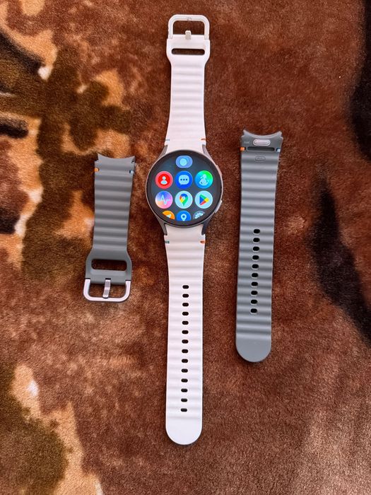 Samsung Watch 7.