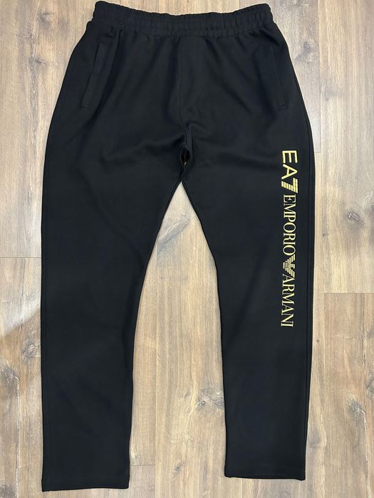 ОРИГИНАЛЕН екип Emporio Armani Exchange