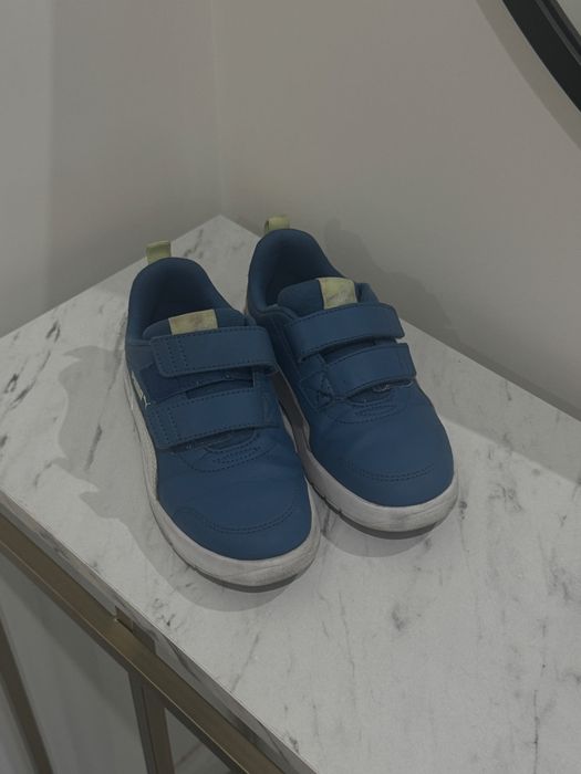 Кроссовки на девочку