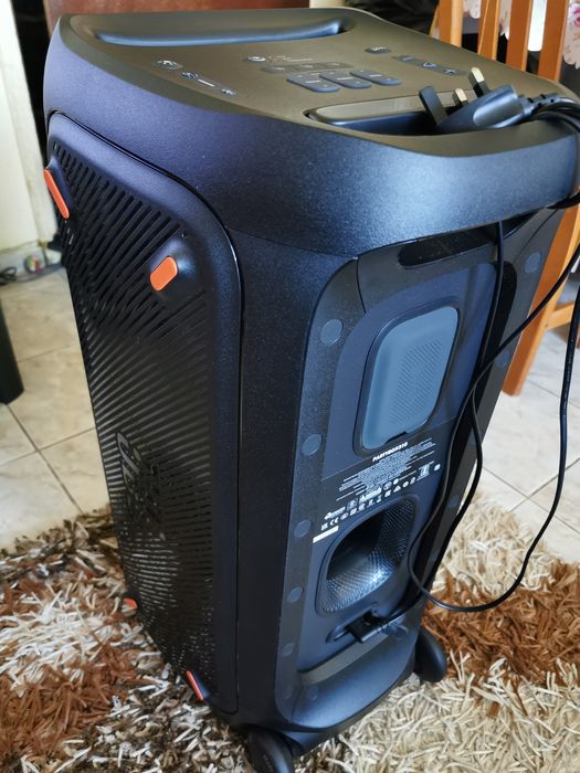 Jbl колона парти бокс 310