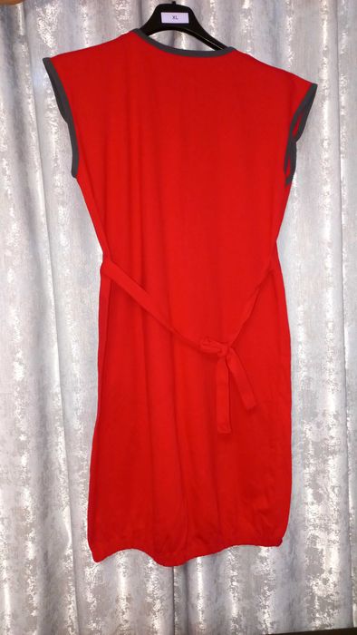 Capot/halat rosu. Marimea L