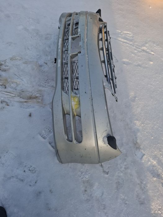 Бампер тойота превия