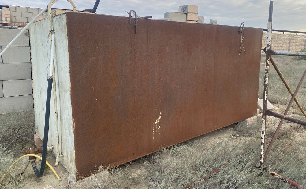 Продается Емкость для воды металлическая