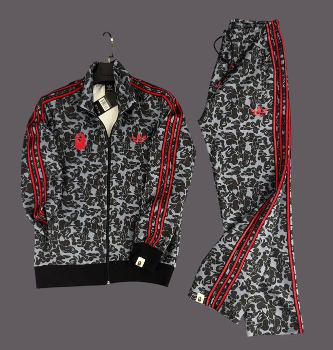 Adidas x BAPE 2 екипа - комплект анцунг М размер