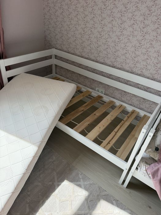 Продам 2 кровати 180/90