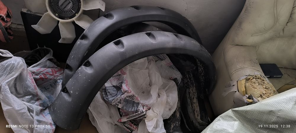 продам Фендера  на Монтеро спорт