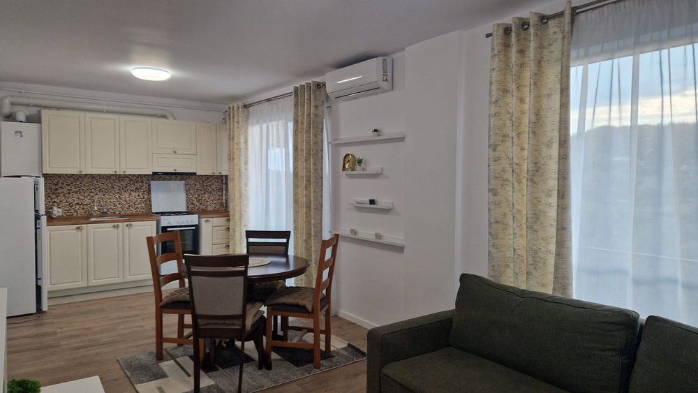 Apartament de închiriat