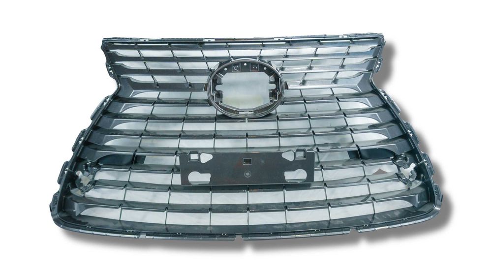 Решетка радиатора (линии) NX 15-18