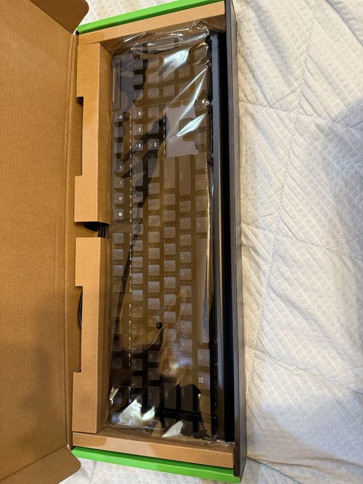 Tastatura RAZER BLACKWIDOW V4 X NOUA in garantie nedesfacuta