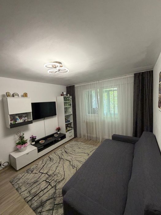 Apartament 2 camere de inchiriat