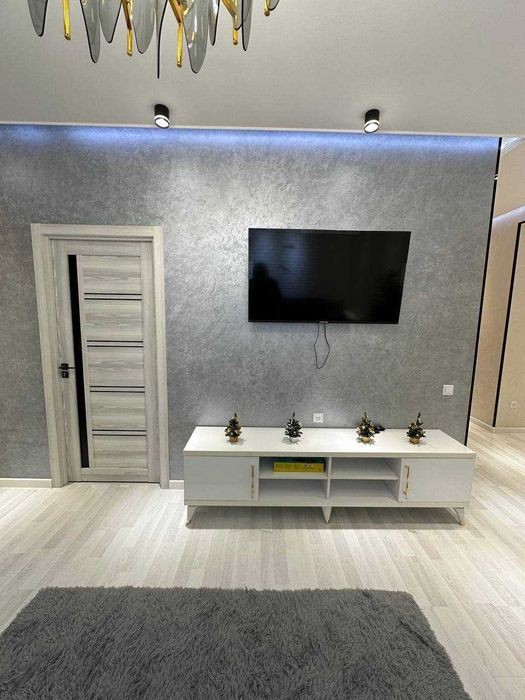 Срочно сдаётся квартира!2 -комн шикарная квартира!NRG Jomiy!Алмазар!