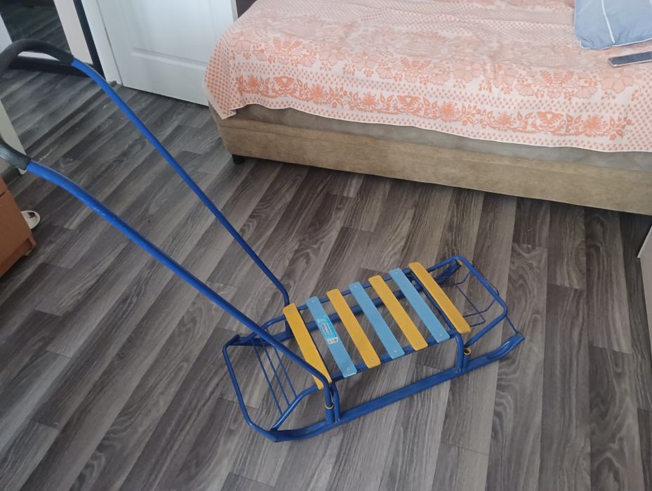 Продам детские санки