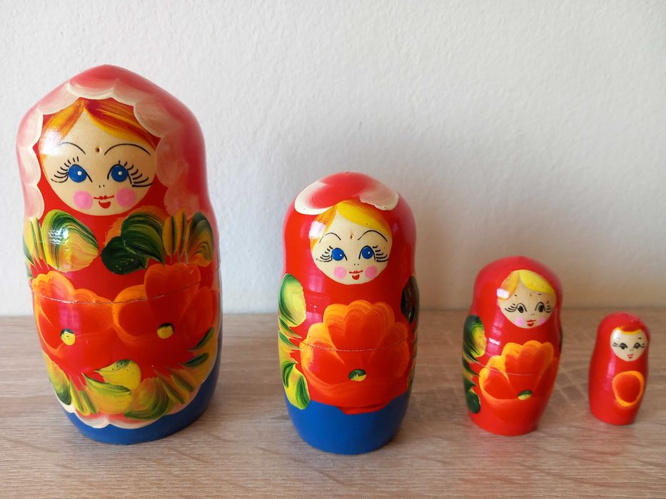 Оригинални руски матрьошки