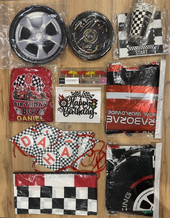 Декорации за рожден ден с тема Ферари