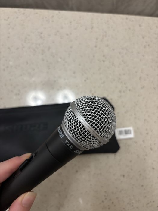 Вокальный микрофон Shure Sm58SE
