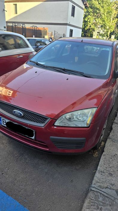 Vand ford focus 1.8 benzina