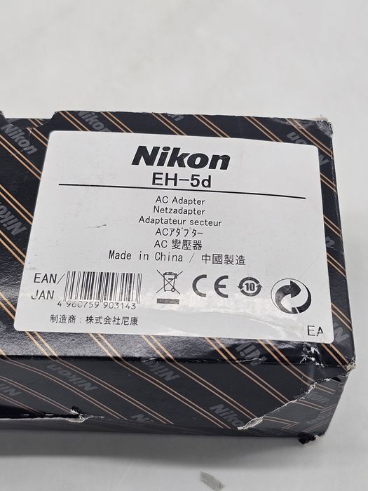 Nikon EH-5d - alimentator pentru Nikon